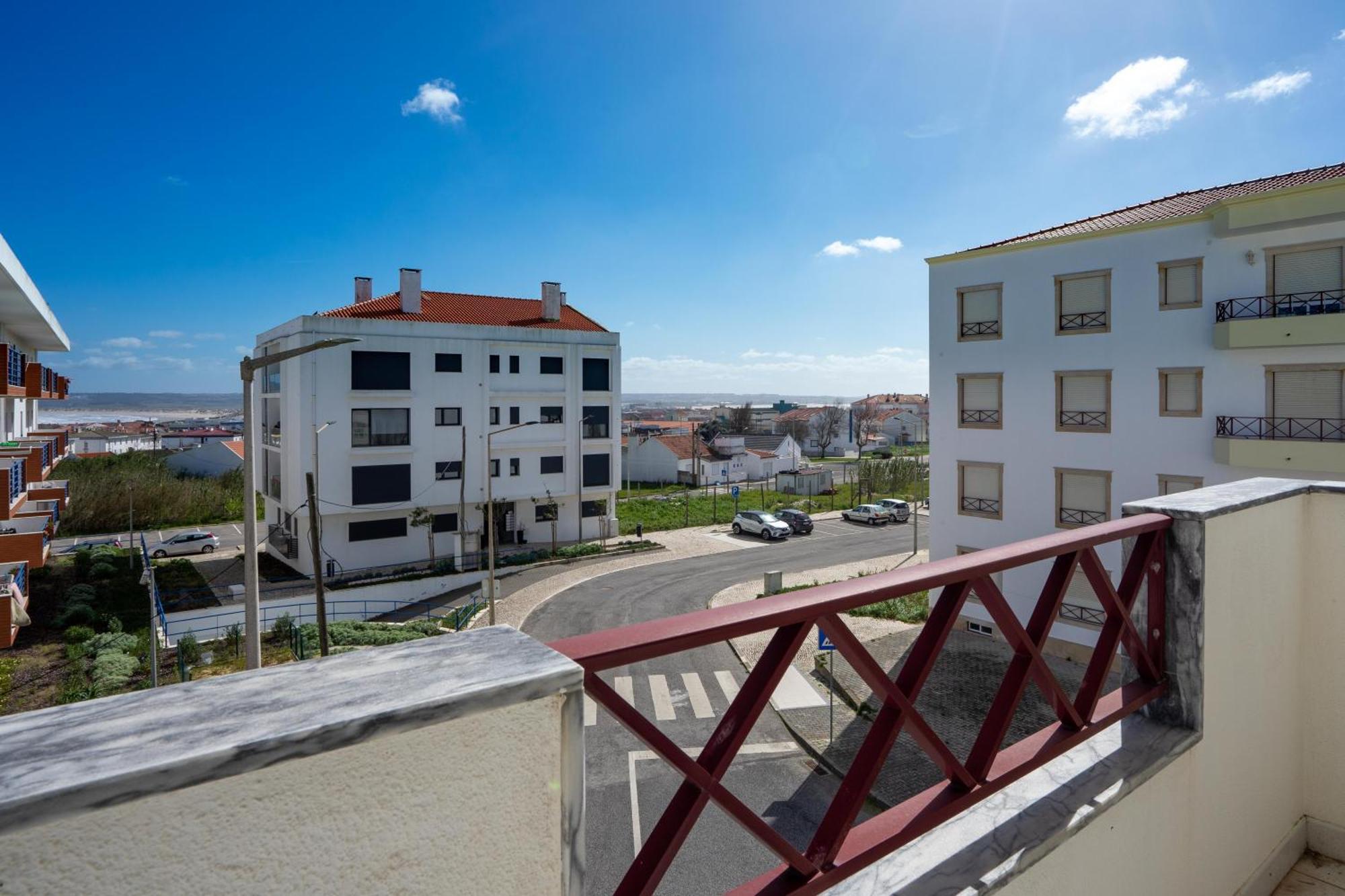 Peniche Sun & Surf Apartment Luaran gambar